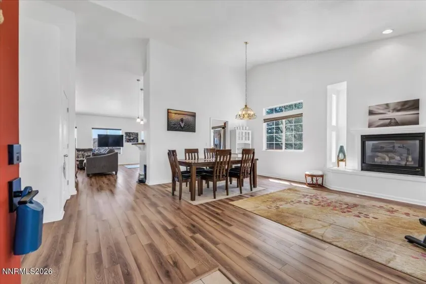 21009 Nine Mile, Reno, Nevada 89508, 4 Bedrooms Bedrooms, ,2 BathroomsBathrooms,Residential,Residential,Nine Mile,0,260010245