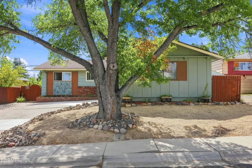1215 Colusa, Reno, Nevada 89503, 3 Bedrooms Bedrooms, ,2 BathroomsBathrooms,Residential,Residential,Colusa,0,260010250