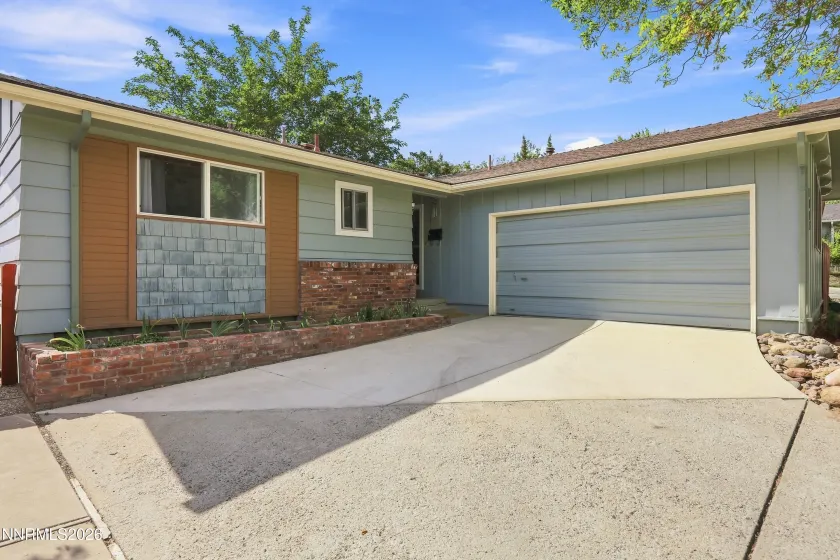 1215 Colusa, Reno, Nevada 89503, 3 Bedrooms Bedrooms, ,2 BathroomsBathrooms,Residential,Residential,Colusa,0,260010250