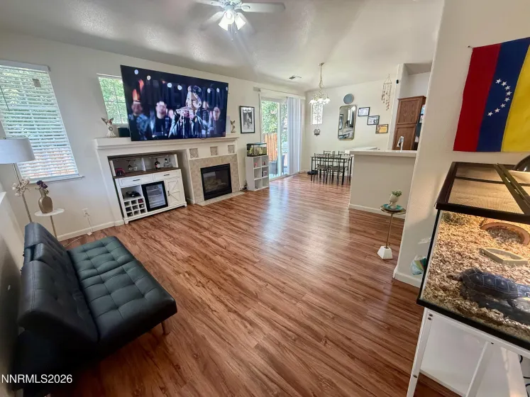 6146 Black Gypsum, Sparks, Nevada 89436, 3 Bedrooms Bedrooms, ,2 BathroomsBathrooms,Residential,Residential,Black Gypsum,0,260010252
