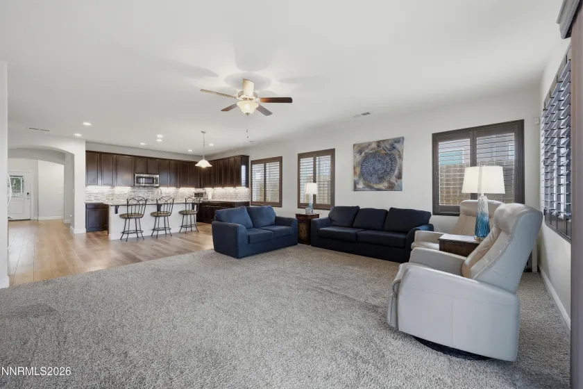 192 Walnut, Fernley, Nevada 89408, 4 Bedrooms Bedrooms, ,3 BathroomsBathrooms,Residential,Residential,Walnut,0,260010256
