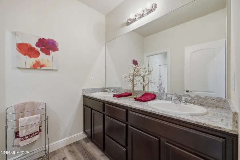 192 Walnut, Fernley, Nevada 89408, 4 Bedrooms Bedrooms, ,3 BathroomsBathrooms,Residential,Residential,Walnut,0,260010256