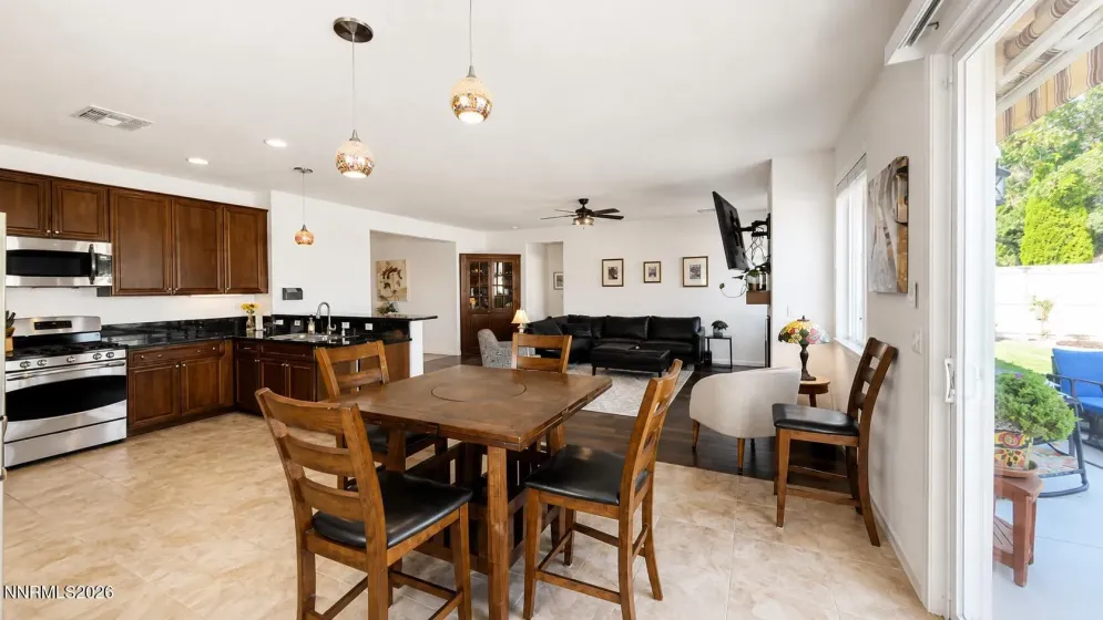 2235 Quailwood, Reno, Nevada 89521, 4 Bedrooms Bedrooms, ,2 BathroomsBathrooms,Residential,Residential,Quailwood,0,260010257