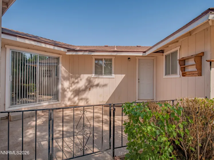 1257 Monarch, Gardnerville, Nevada 89460, 3 Bedrooms Bedrooms, ,2 BathroomsBathrooms,Residential,Residential,Monarch,0,260010258