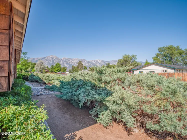1257 Monarch, Gardnerville, Nevada 89460, 3 Bedrooms Bedrooms, ,2 BathroomsBathrooms,Residential,Residential,Monarch,0,260010258