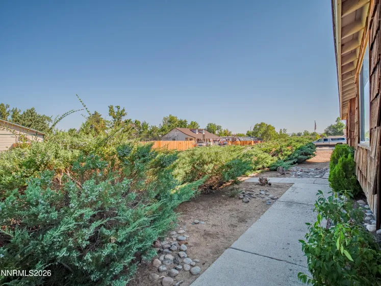 1257 Monarch, Gardnerville, Nevada 89460, 3 Bedrooms Bedrooms, ,2 BathroomsBathrooms,Residential,Residential,Monarch,0,260010258