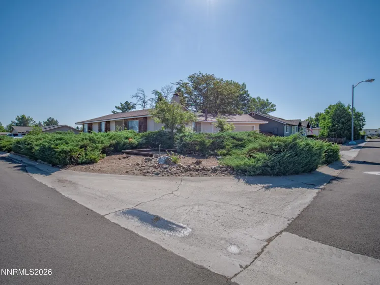 1257 Monarch, Gardnerville, Nevada 89460, 3 Bedrooms Bedrooms, ,2 BathroomsBathrooms,Residential,Residential,Monarch,0,260010258