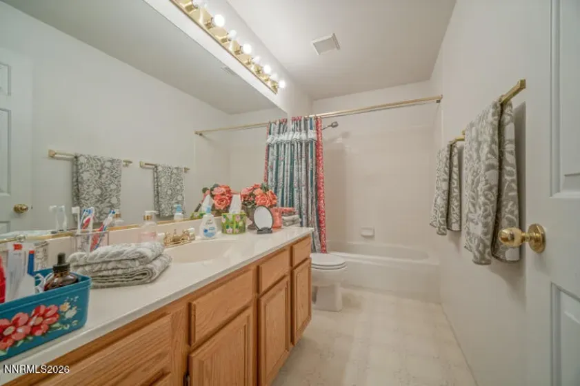 2230 Frisco, Sparks, Nevada 89434, 3 Bedrooms Bedrooms, ,3 BathroomsBathrooms,Residential,Residential,Frisco,0,260010261