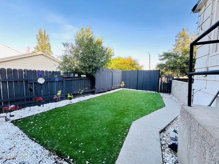 1000 Keystone, Reno, Nevada 89503, 4 Bedrooms Bedrooms, ,3 BathroomsBathrooms,Residential,Residential,Keystone,0,260010263
