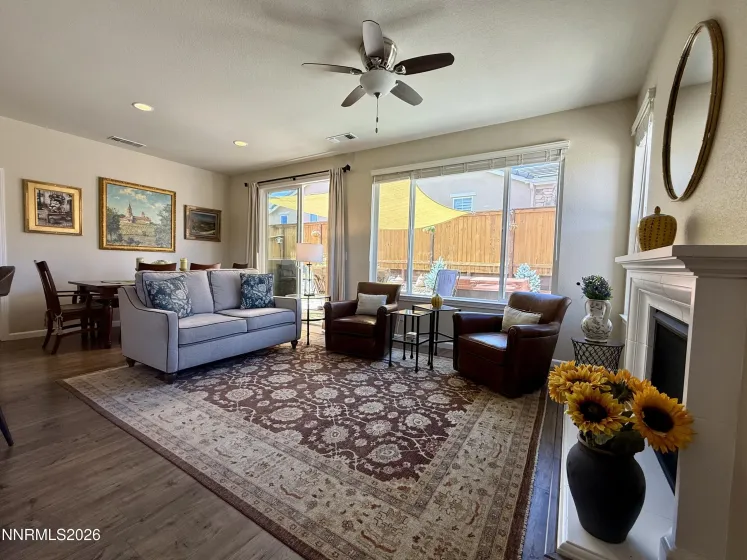 1095 Tazewell, Reno, Nevada 89523, 3 Bedrooms Bedrooms, ,2 BathroomsBathrooms,Residential,Residential,Tazewell,0,260010267