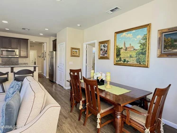 1095 Tazewell, Reno, Nevada 89523, 3 Bedrooms Bedrooms, ,2 BathroomsBathrooms,Residential,Residential,Tazewell,0,260010267