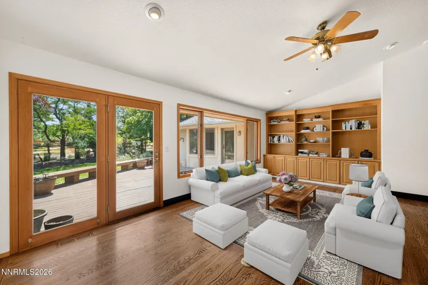 13480 Fieldcreek, Reno, Nevada 89511, 4 Bedrooms Bedrooms, ,3 BathroomsBathrooms,Residential,Residential,Fieldcreek,0,260010268