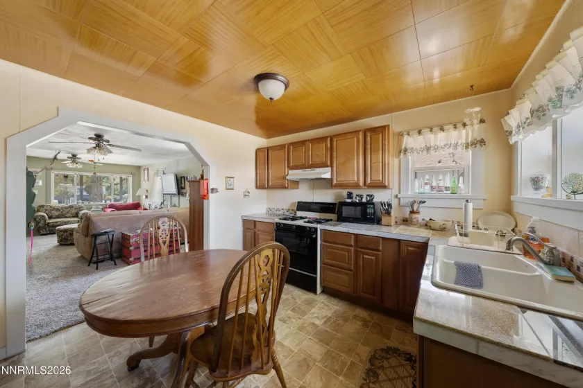 155 5th, Battle Mountain, Nevada 89820, 2 Bedrooms Bedrooms, ,1 BathroomBathrooms,Residential,Residential,5th,0,260010272