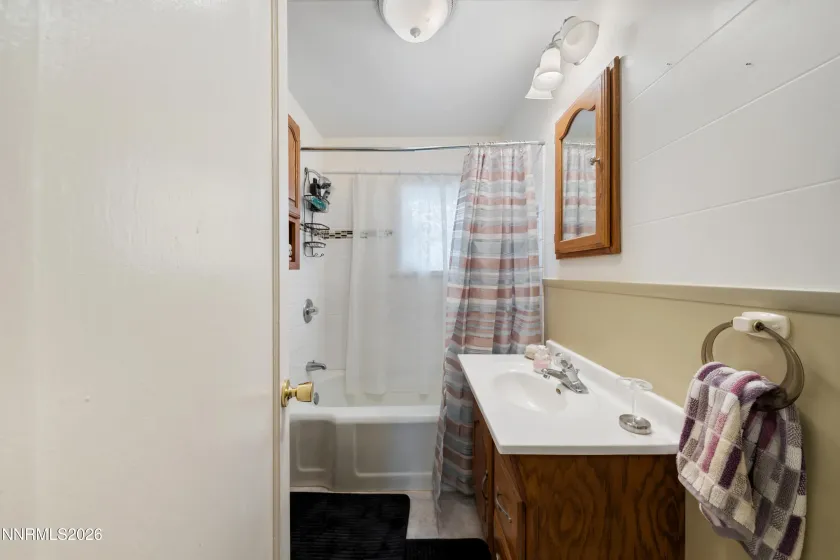 155 5th, Battle Mountain, Nevada 89820, 2 Bedrooms Bedrooms, ,1 BathroomBathrooms,Residential,Residential,5th,0,260010272
