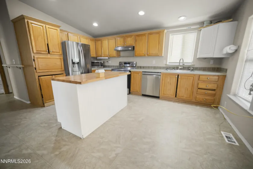 3614 Deodar, Silver Springs, Nevada 89429, 3 Bedrooms Bedrooms, ,2 BathroomsBathrooms,Residential,Residential,Deodar,0,260010274