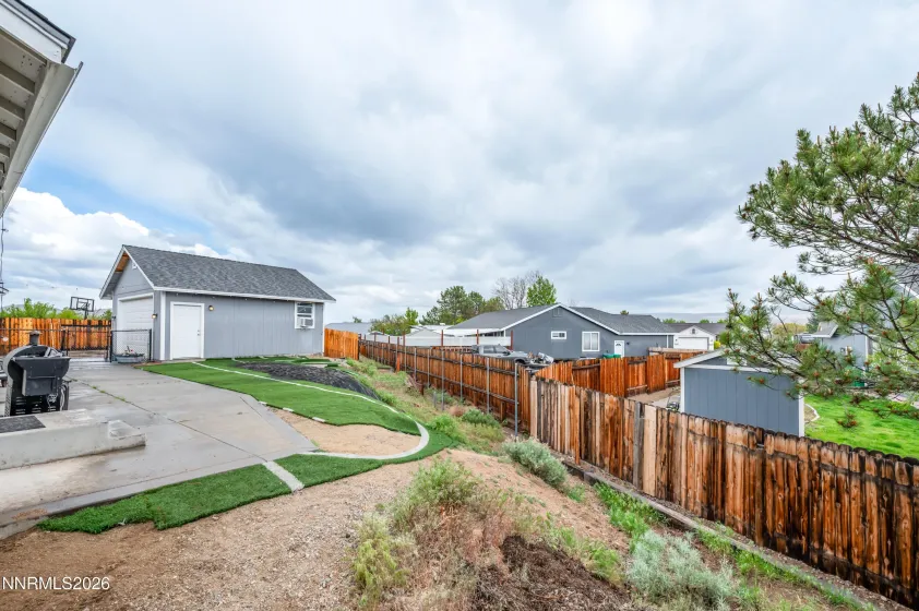 22 Kaweah, Sparks, Nevada 89436, 3 Bedrooms Bedrooms, ,2 BathroomsBathrooms,Residential,Residential,Kaweah,0,260005603