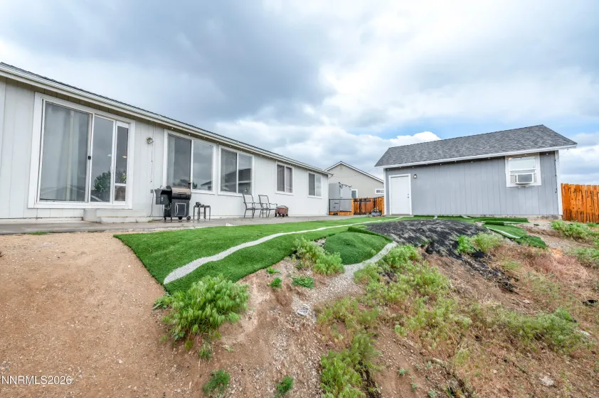 22 Kaweah, Sparks, Nevada 89436, 3 Bedrooms Bedrooms, ,2 BathroomsBathrooms,Residential,Residential,Kaweah,0,260005603