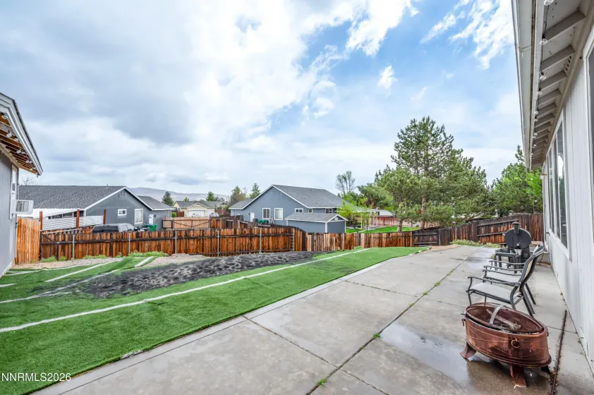 22 Kaweah, Sparks, Nevada 89436, 3 Bedrooms Bedrooms, ,2 BathroomsBathrooms,Residential,Residential,Kaweah,0,260005603