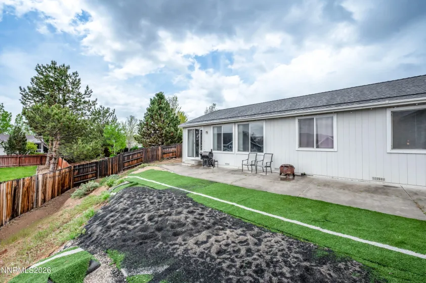 22 Kaweah, Sparks, Nevada 89436, 3 Bedrooms Bedrooms, ,2 BathroomsBathrooms,Residential,Residential,Kaweah,0,260005603