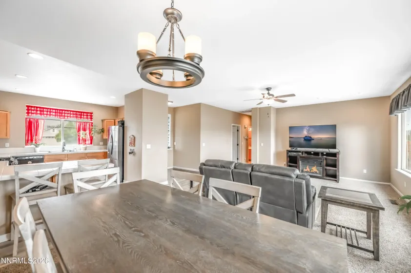 22 Kaweah, Sparks, Nevada 89436, 3 Bedrooms Bedrooms, ,2 BathroomsBathrooms,Residential,Residential,Kaweah,0,260005603