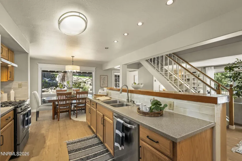 1008 Galaxy, Incline Village, Nevada 89451, 4 Bedrooms Bedrooms, ,3 BathroomsBathrooms,Residential,Residential,Galaxy,0,260010280