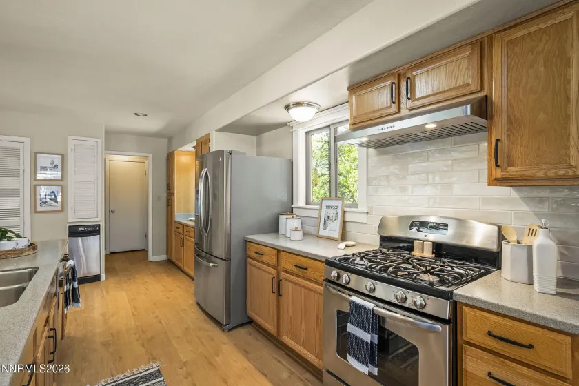 1008 Galaxy, Incline Village, Nevada 89451, 4 Bedrooms Bedrooms, ,3 BathroomsBathrooms,Residential,Residential,Galaxy,0,260010280