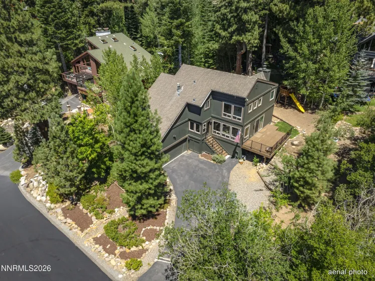 1008 Galaxy, Incline Village, Nevada 89451, 4 Bedrooms Bedrooms, ,3 BathroomsBathrooms,Residential,Residential,Galaxy,0,260010280