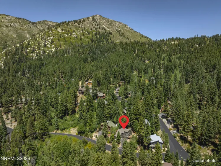 1008 Galaxy, Incline Village, Nevada 89451, 4 Bedrooms Bedrooms, ,3 BathroomsBathrooms,Residential,Residential,Galaxy,0,260010280
