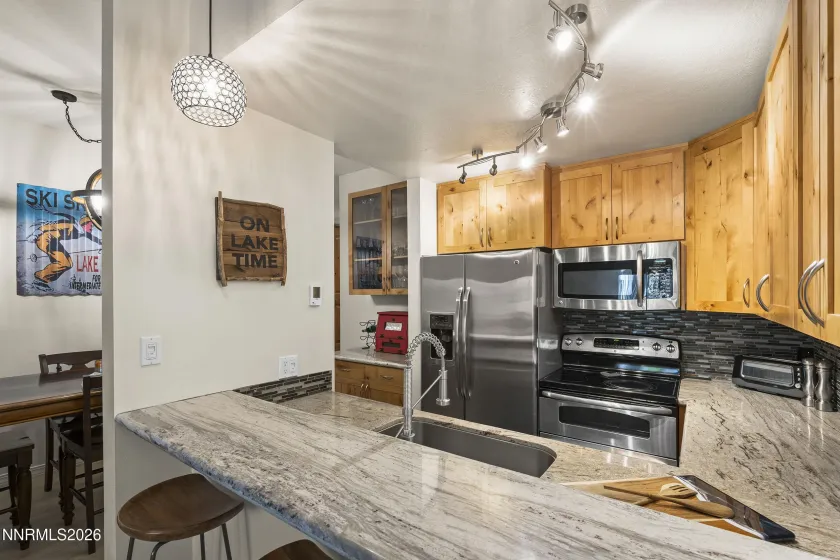 807 Alder, Incline Village, Nevada 89451, 2 Bedrooms Bedrooms, ,2 BathroomsBathrooms,Residential,Residential,Alder,0,260010281