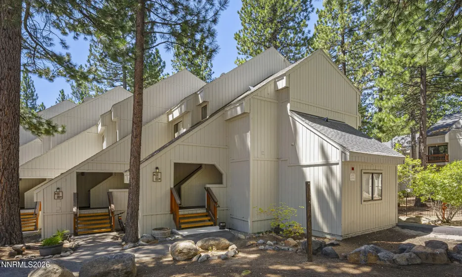 807 Alder, Incline Village, Nevada 89451, 2 Bedrooms Bedrooms, ,2 BathroomsBathrooms,Residential,Residential,Alder,0,260010281