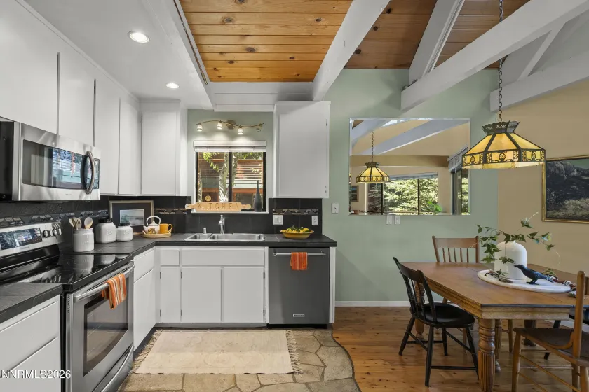 860 Jennifer, Incline Village, Nevada 89451, 3 Bedrooms Bedrooms, ,2 BathroomsBathrooms,Residential,Residential,Jennifer,0,260010283