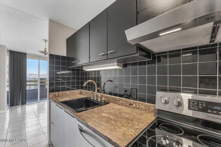 100 Arlington, Reno, Nevada 89501, ,1 BathroomBathrooms,Residential,Residential,Arlington,0,260010285