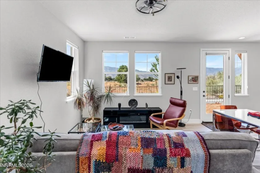 326 Cattail, Gardnerville, Nevada 89410, 3 Bedrooms Bedrooms, ,3 BathroomsBathrooms,Residential,Residential,Cattail,0,260010286