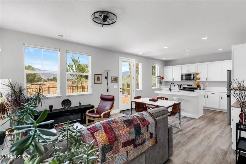 326 Cattail, Gardnerville, Nevada 89410, 3 Bedrooms Bedrooms, ,3 BathroomsBathrooms,Residential,Residential,Cattail,0,260010286