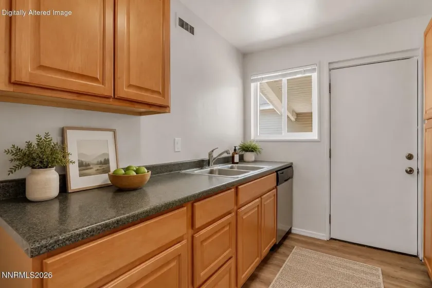 12362 Rocky Mountain, Reno, Nevada 89506, 3 Bedrooms Bedrooms, ,1 BathroomBathrooms,Residential,Residential,Rocky Mountain,0,260010289