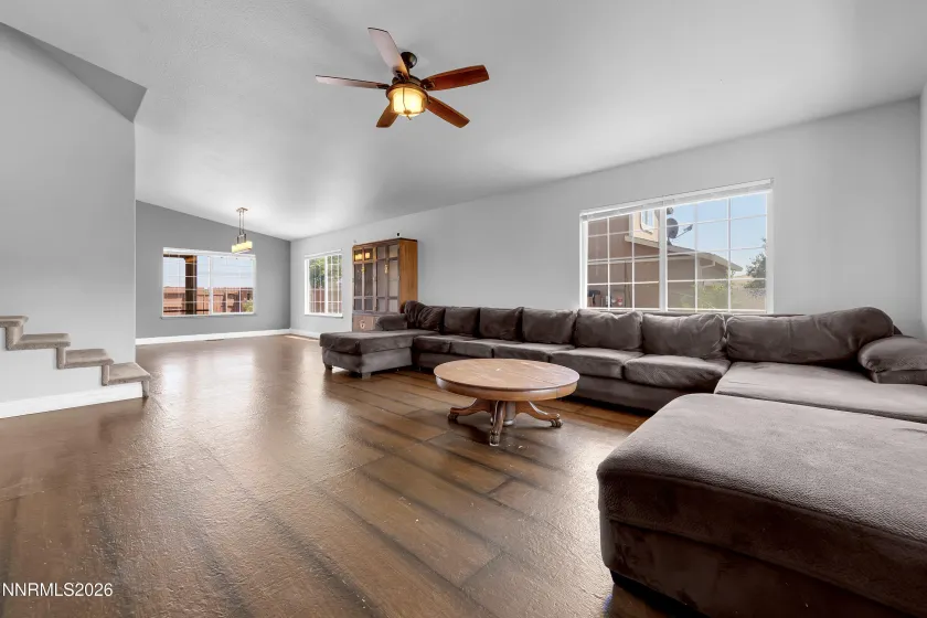 7539 Cezanne, Sun Valley, Nevada 89433, 5 Bedrooms Bedrooms, ,3 BathroomsBathrooms,Residential,Residential,Cezanne,0,260010291