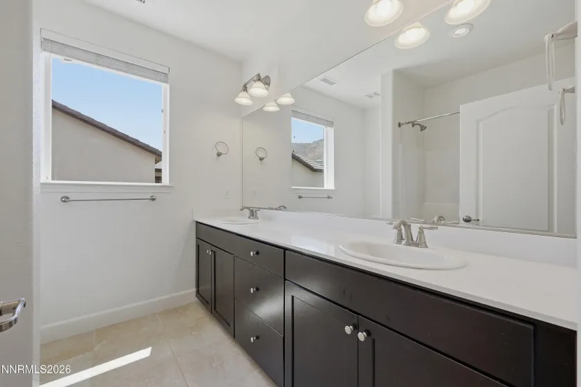 10215 Gold Mine, Reno, Nevada 89521, 4 Bedrooms Bedrooms, ,4 BathroomsBathrooms,Residential,Residential,Gold Mine,0,260010293
