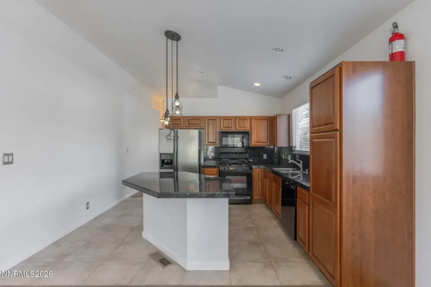 2125 Evergreen Park, Reno, Nevada 89521, 3 Bedrooms Bedrooms, ,2 BathroomsBathrooms,Residential,Residential,Evergreen Park,0,260010298