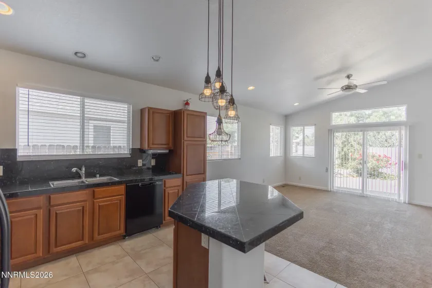 2125 Evergreen Park, Reno, Nevada 89521, 3 Bedrooms Bedrooms, ,2 BathroomsBathrooms,Residential,Residential,Evergreen Park,0,260010298