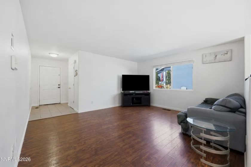 7465 Deveron, Reno, Nevada 89506, 2 Bedrooms Bedrooms, ,2 BathroomsBathrooms,Residential,Residential,Deveron,0,260010299