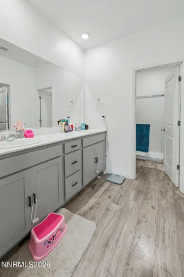1040 Conifer, Fallon, Nevada 89406, 3 Bedrooms Bedrooms, ,2 BathroomsBathrooms,Residential,Residential,Conifer,0,260010304