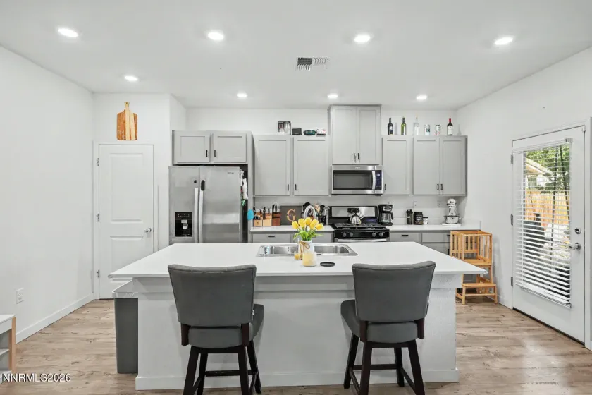 1040 Conifer, Fallon, Nevada 89406, 3 Bedrooms Bedrooms, ,2 BathroomsBathrooms,Residential,Residential,Conifer,0,260010304