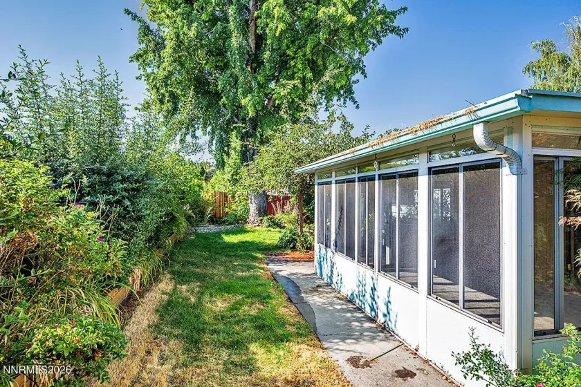 2880 Caballo, Reno, Nevada 89502, 3 Bedrooms Bedrooms, ,2 BathroomsBathrooms,Residential,Residential,Caballo,0,260010307