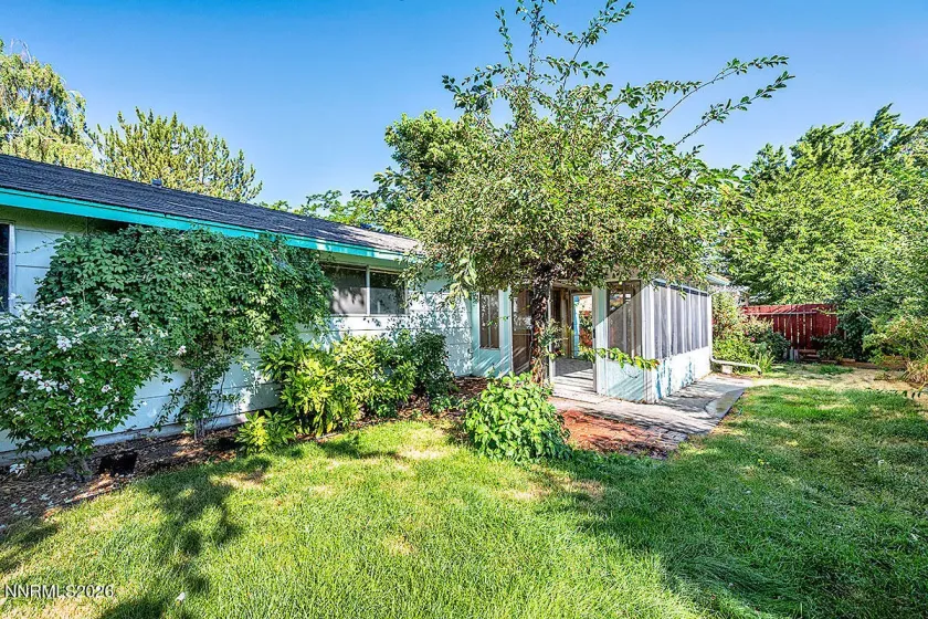 2880 Caballo, Reno, Nevada 89502, 3 Bedrooms Bedrooms, ,2 BathroomsBathrooms,Residential,Residential,Caballo,0,260010307