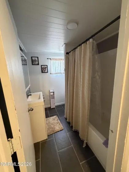 330 Ellis, Tonopah, Nevada 89049, 6 Bedrooms Bedrooms, ,3 BathroomsBathrooms,Residential,Residential,Ellis,0,260010310