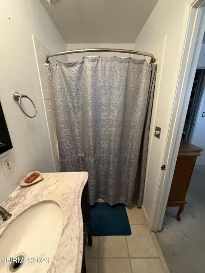 330 Ellis, Tonopah, Nevada 89049, 6 Bedrooms Bedrooms, ,3 BathroomsBathrooms,Residential,Residential,Ellis,0,260010310