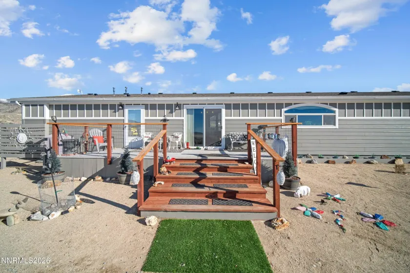12710 Carson, Lovelock, Nevada 89419, 3 Bedrooms Bedrooms, ,2 BathroomsBathrooms,Residential,Residential,Carson,0,260010301
