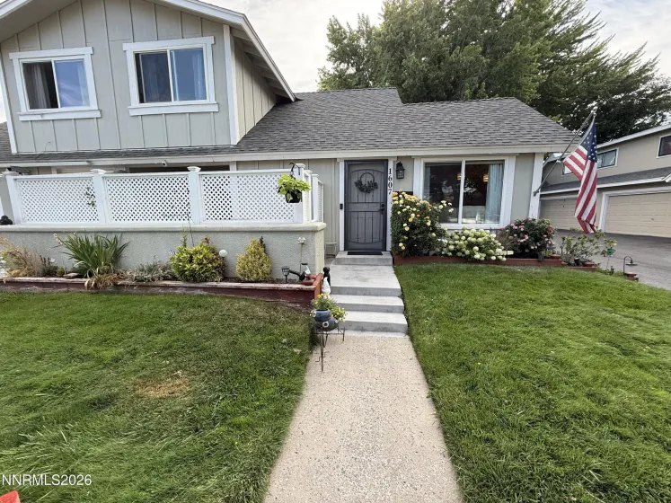 1607 London, Sparks, Nevada 89431, 3 Bedrooms Bedrooms, ,2 BathroomsBathrooms,Residential,Residential,London,0,260010318