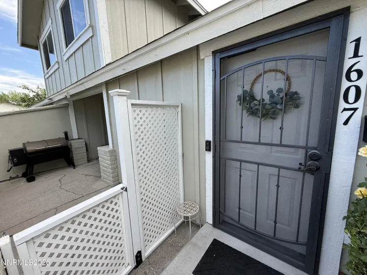 1607 London, Sparks, Nevada 89431, 3 Bedrooms Bedrooms, ,2 BathroomsBathrooms,Residential,Residential,London,0,260010318