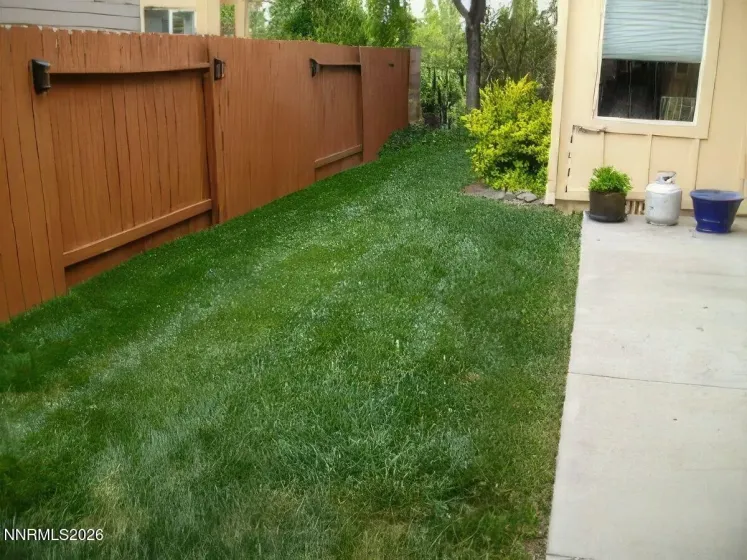 5659 Hunting Creek, Sparks, Nevada 89436, 2 Bedrooms Bedrooms, ,3 BathroomsBathrooms,Residential,Residential,Hunting Creek,0,260010324